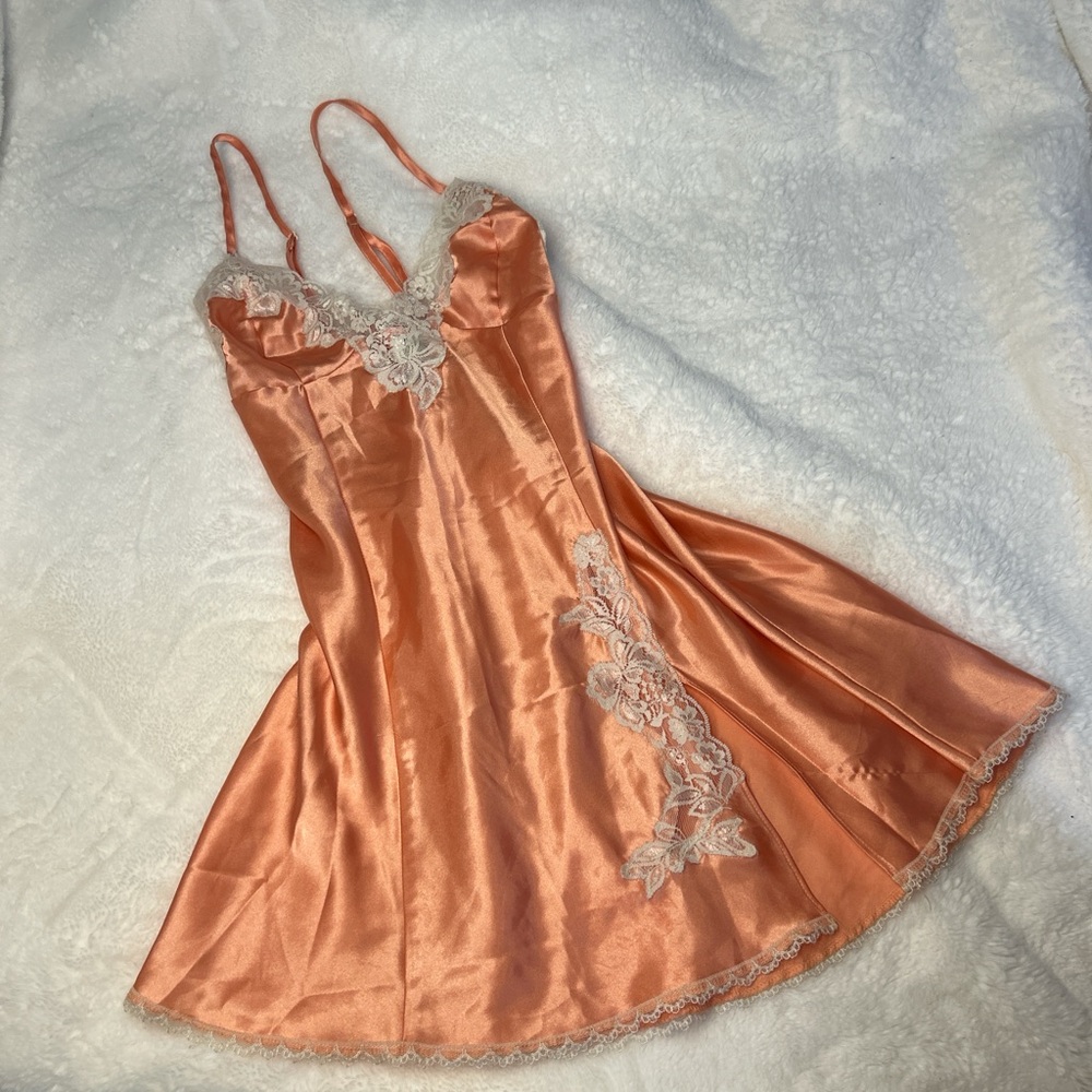 Fredrick’s Of Hollywood Gorgeous Peach Slip Dress With Lace Trim